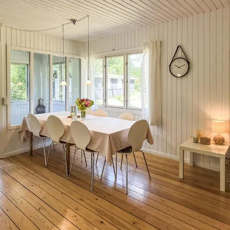 3 Bedroom Lovely In Vakantiehuis Ebeltoft