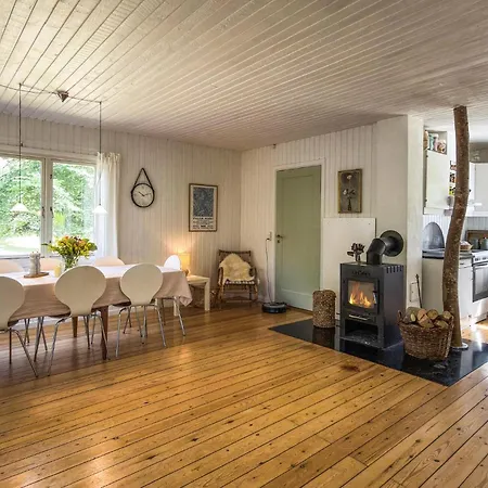 펜션 3 Bedroom Lovely In 에벨토프트